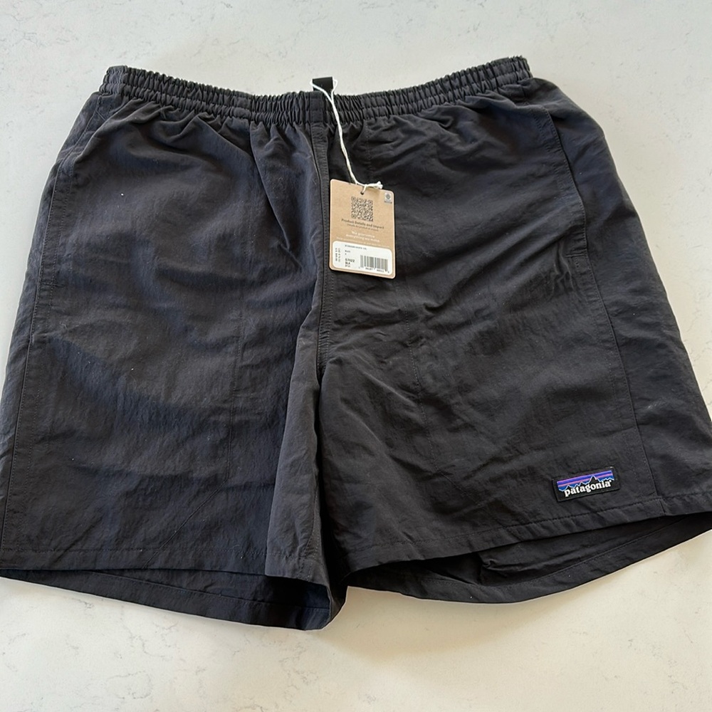 small NWT black patagonia shorts